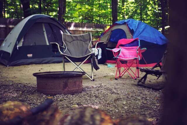 reclining-camping-chairs-with-footrest